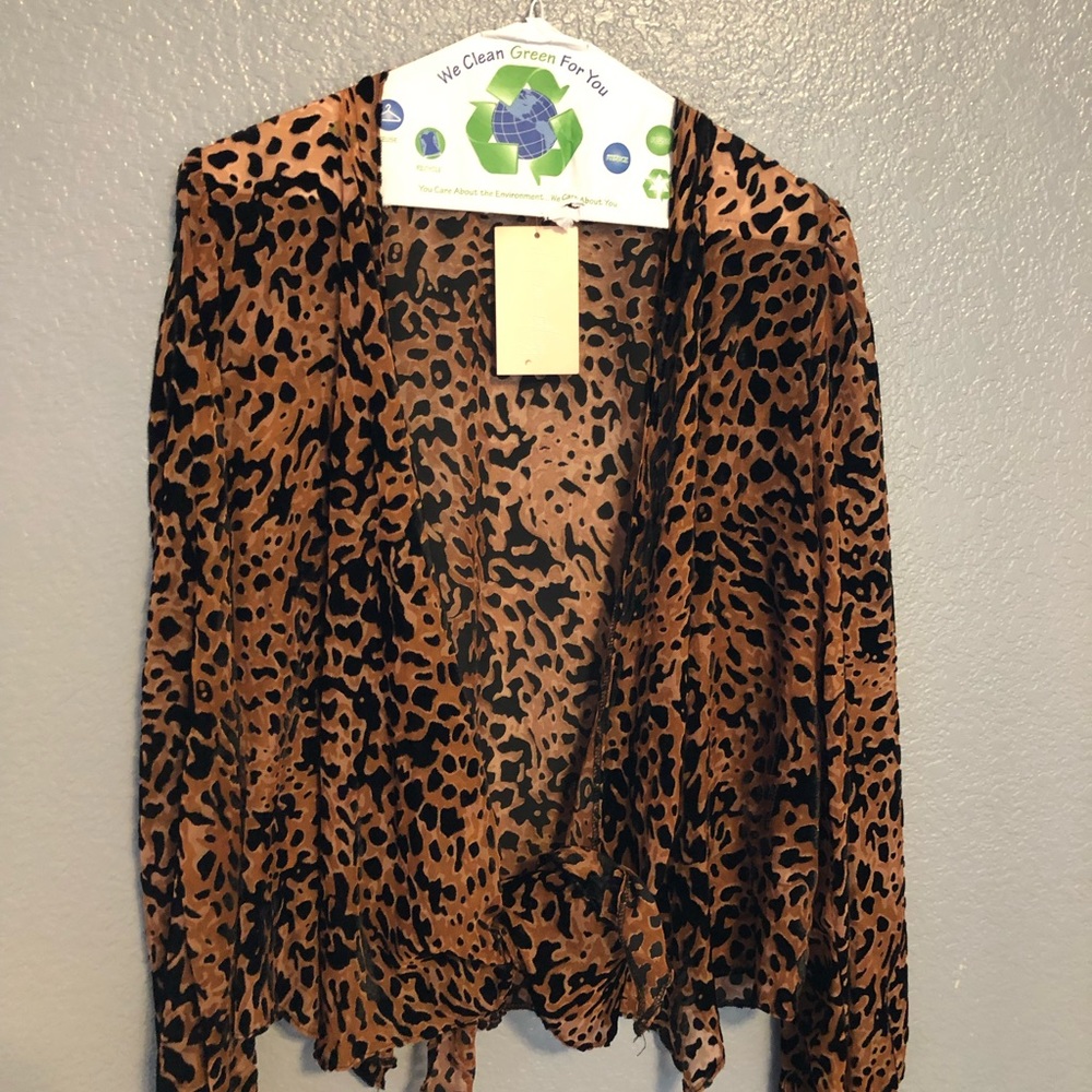 Leopard Print top NEVER WORN WITH TAGS